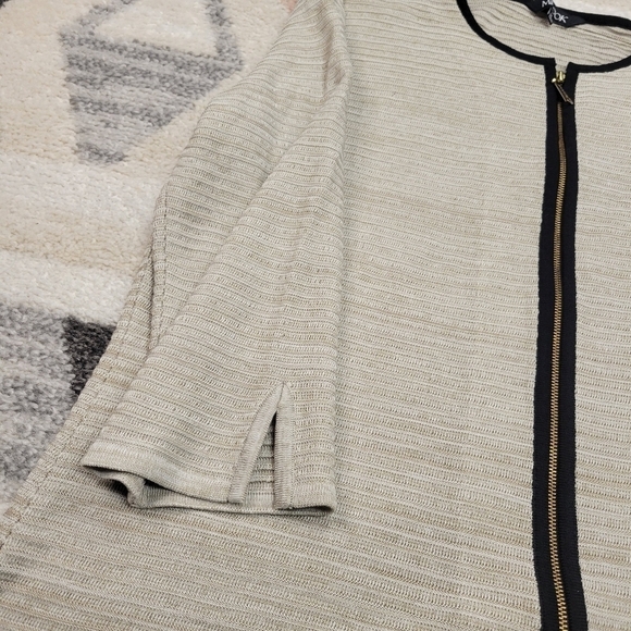 Mosook Beige Knit Sweater Cardigan Zip Size Medium - Picture 3 of 7